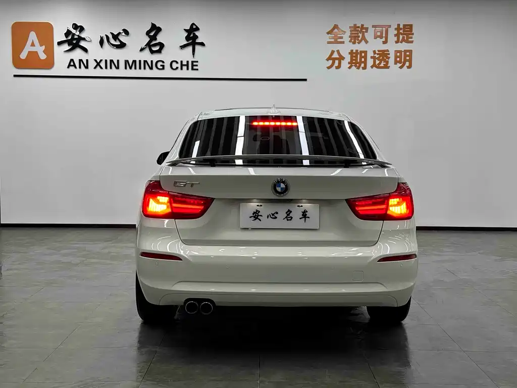 BMW 3 Series GT 2018 320i Sport Line