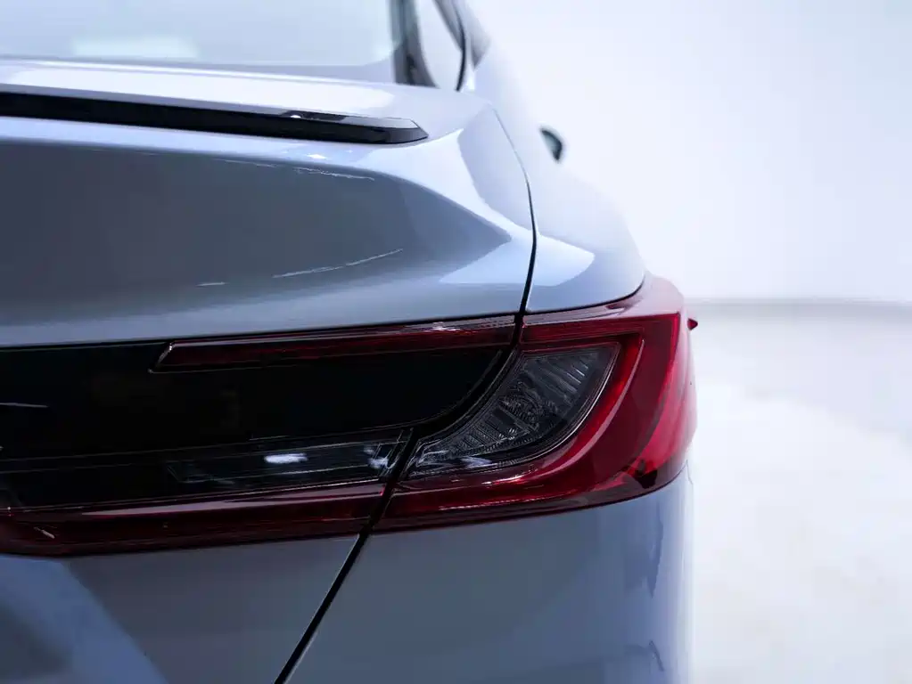 Camry 2024 model Hybrid 2.0HXS Sport Plus Edition