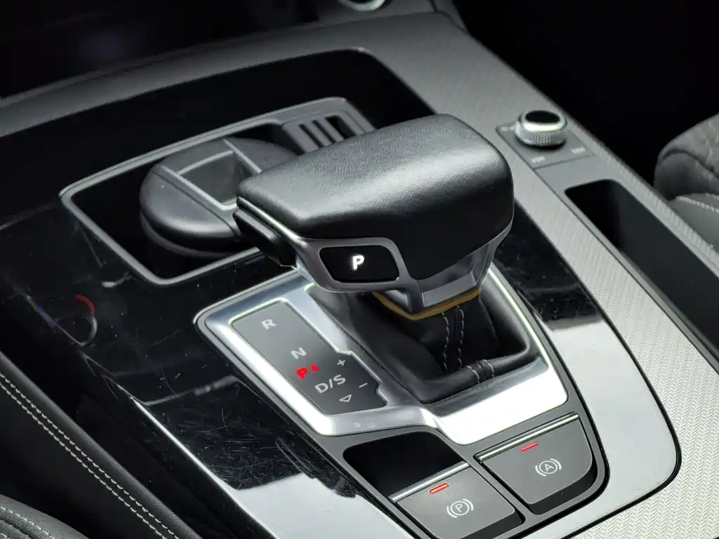 Audi Q5L Sportback 2022 Facelift 40 TFSI Luxury Edition