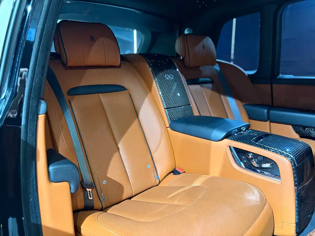 Cullinan 2018 4-seater Edition
