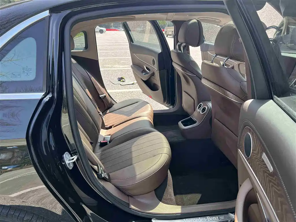 Mercedes-Benz E-Class 2021 E 300 L Fashion Edition