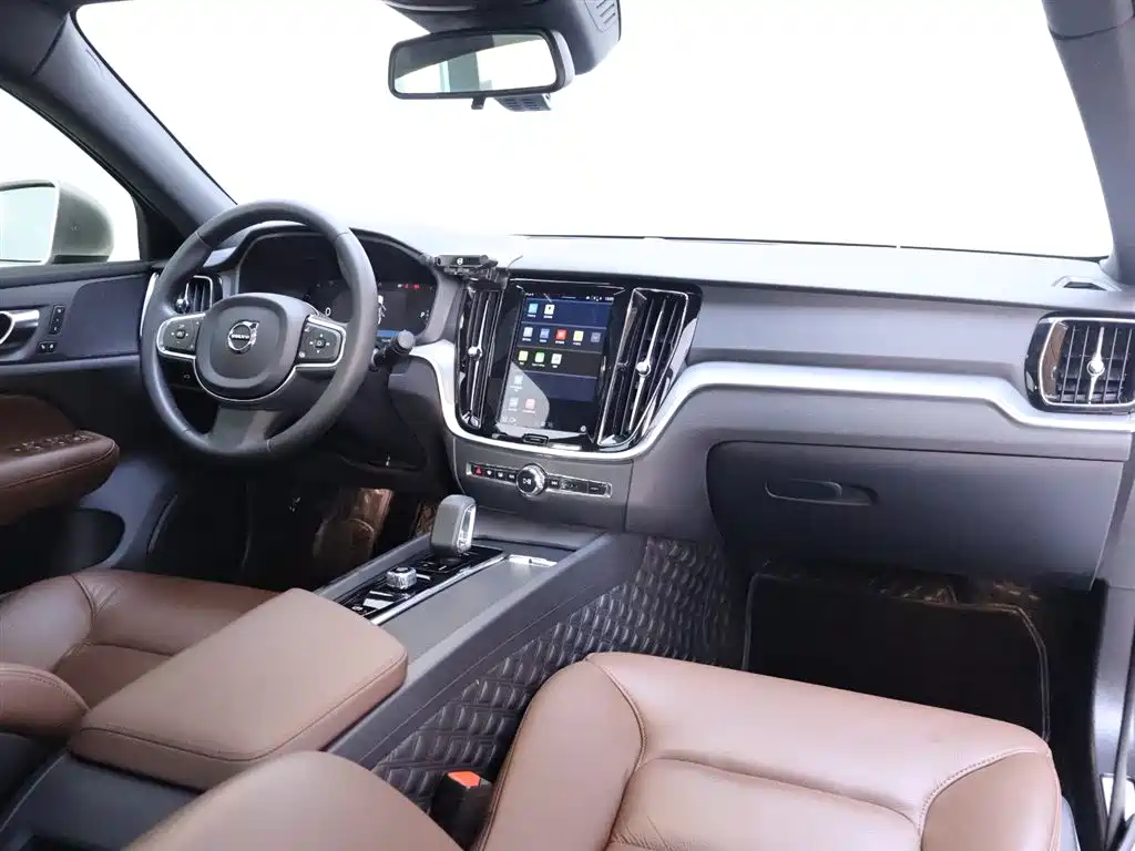 Volvo S60 2023 B4 Intelligent Luxury Edition