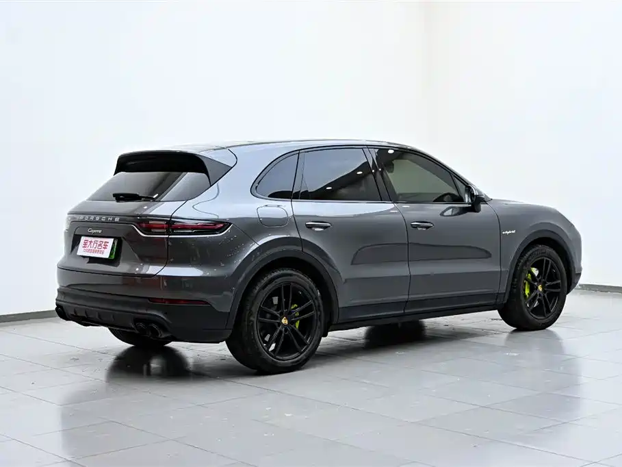 Cayenne New Energy 2023 Model Cayenne E-Hybrid 2.0T
