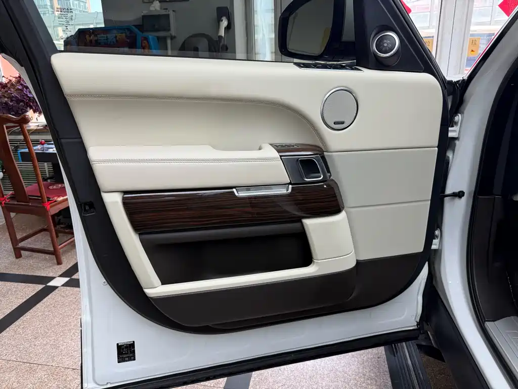 Range Rover 2014 model 3.0 TDV6 Vogue