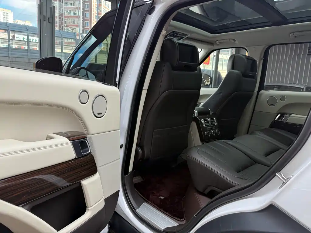Range Rover 2014 model 3.0 TDV6 Vogue