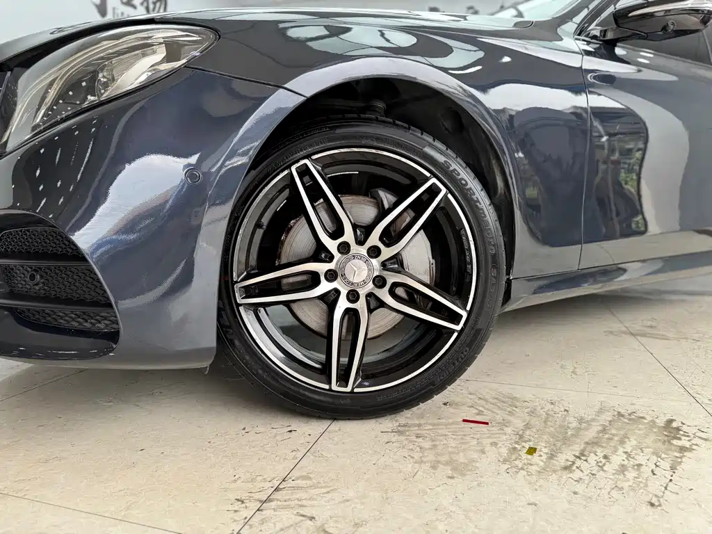Mercedes E-Class 2017 model E 300 Sporty