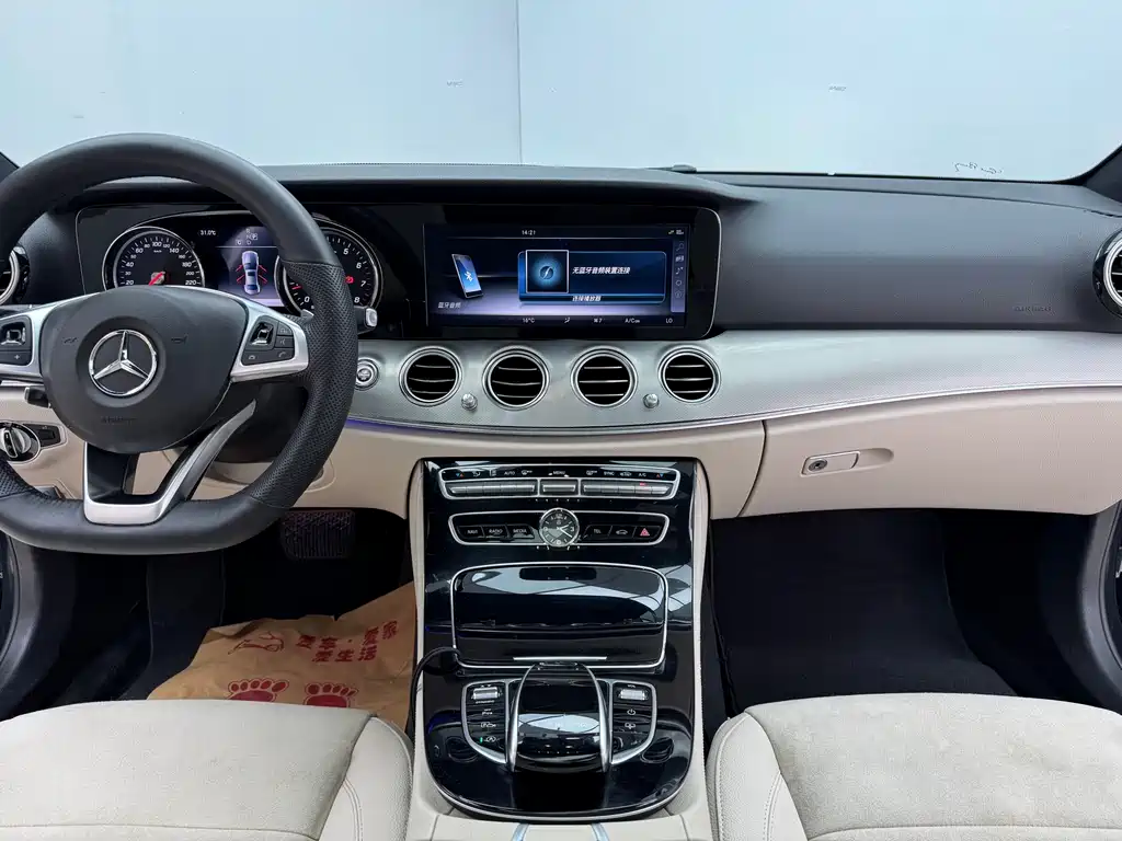 Mercedes E-Class 2017 model E 300 Sporty