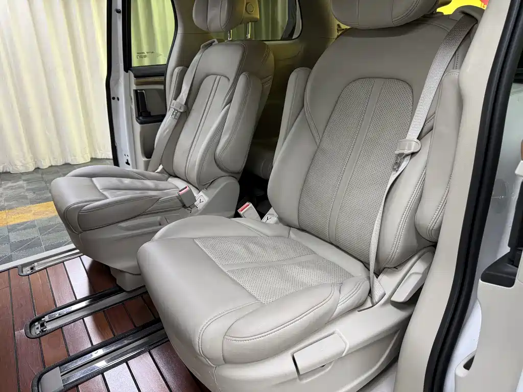 Buick GL8 2017 ES 28T Comfort Edition National V