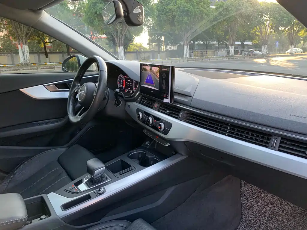 Audi A4L 2020 40 TFSI Fashion Dynamic Edition