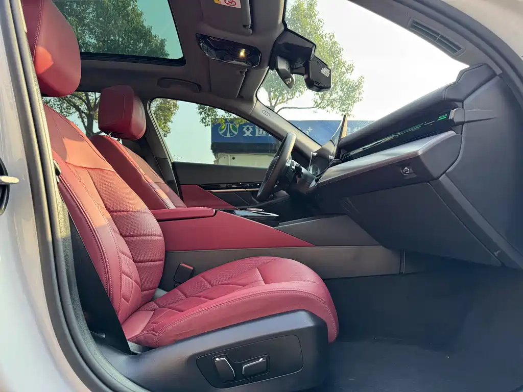 BMW 5 Series 2024 525Li M Sport Package
