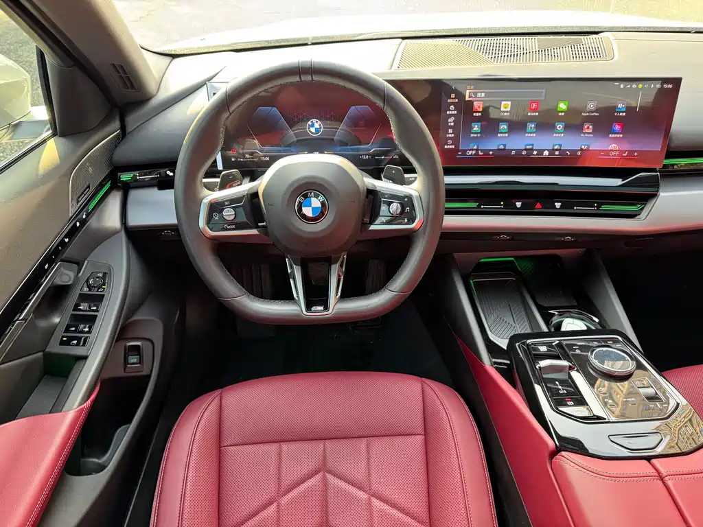 BMW 5 Series 2024 525Li M Sport Package