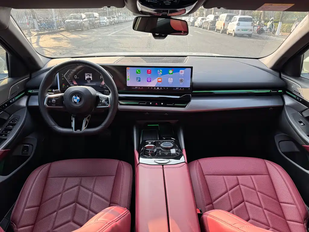 BMW 5 Series 2024 525Li M Sport Package