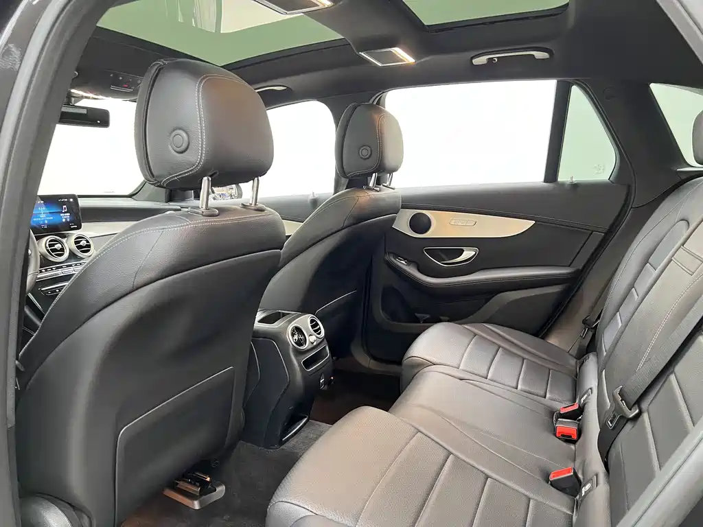 Mercedes-Benz GLC 2022 GLC 260 L 4MATIC Dynamic Edition