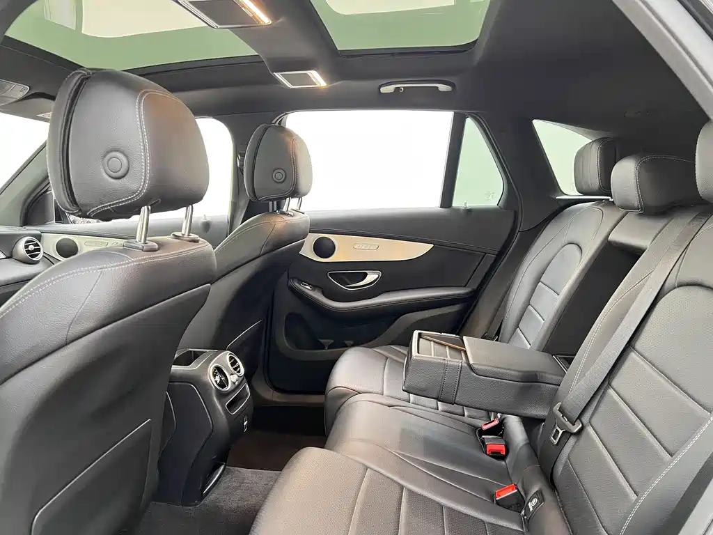 Mercedes-Benz GLC 2022 GLC 260 L 4MATIC Dynamic Edition