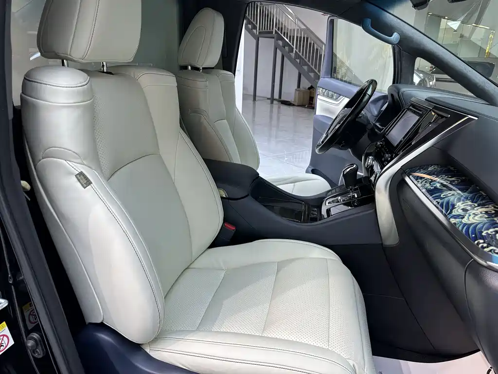 Alphard 2018 3.5L Luxury Edition
