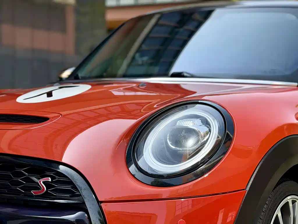 Mini 2018 Artisan 2.0T Cooper S 5-Door Edition