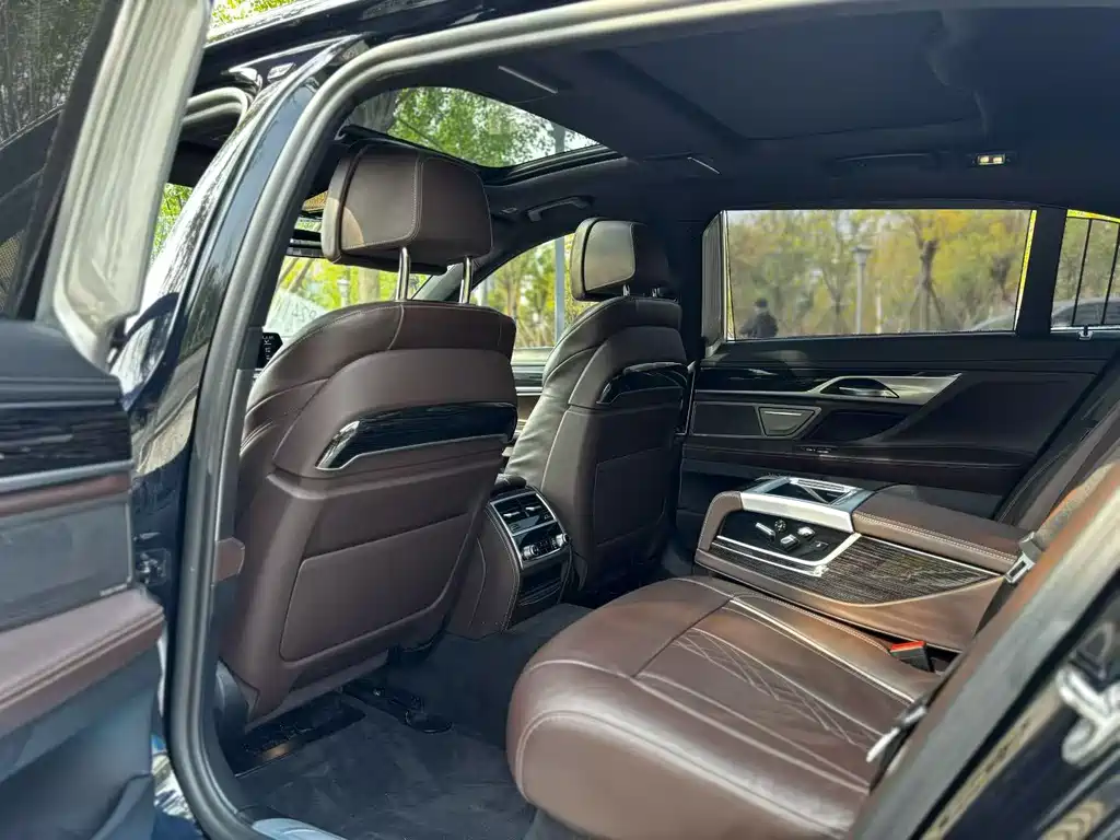 BMW 7 Series 2019 Model Facelift 730Li M Sport Package