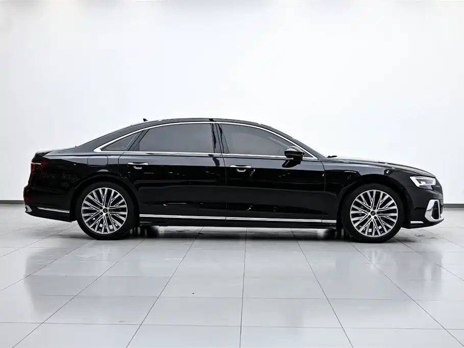 Audi A8 2024 model A8L 50 TFSI quattro Premium Tronic