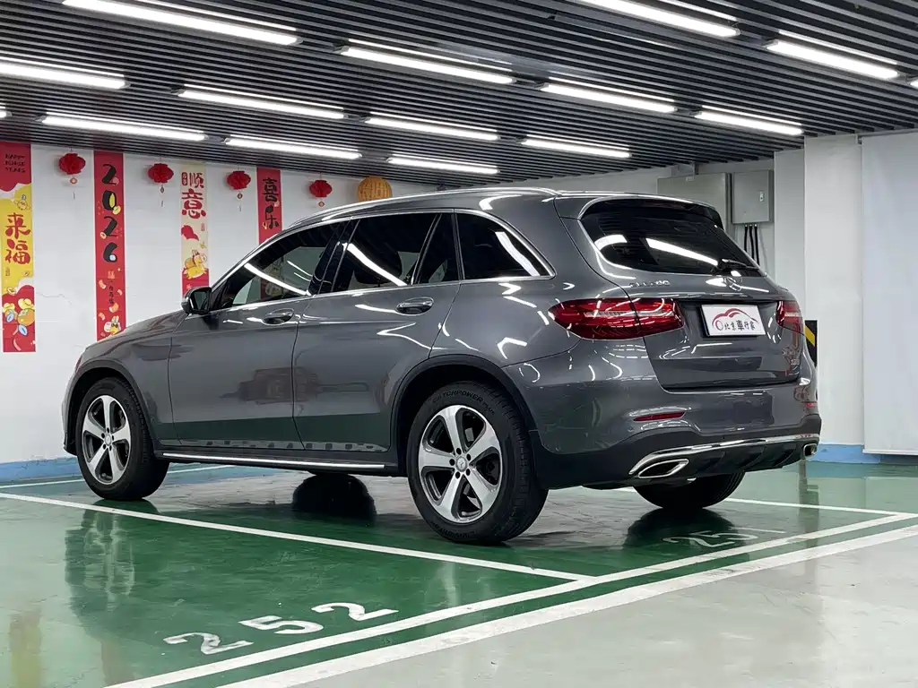 Mercedes GLC 2017 260 4MATIC Luxury Edition