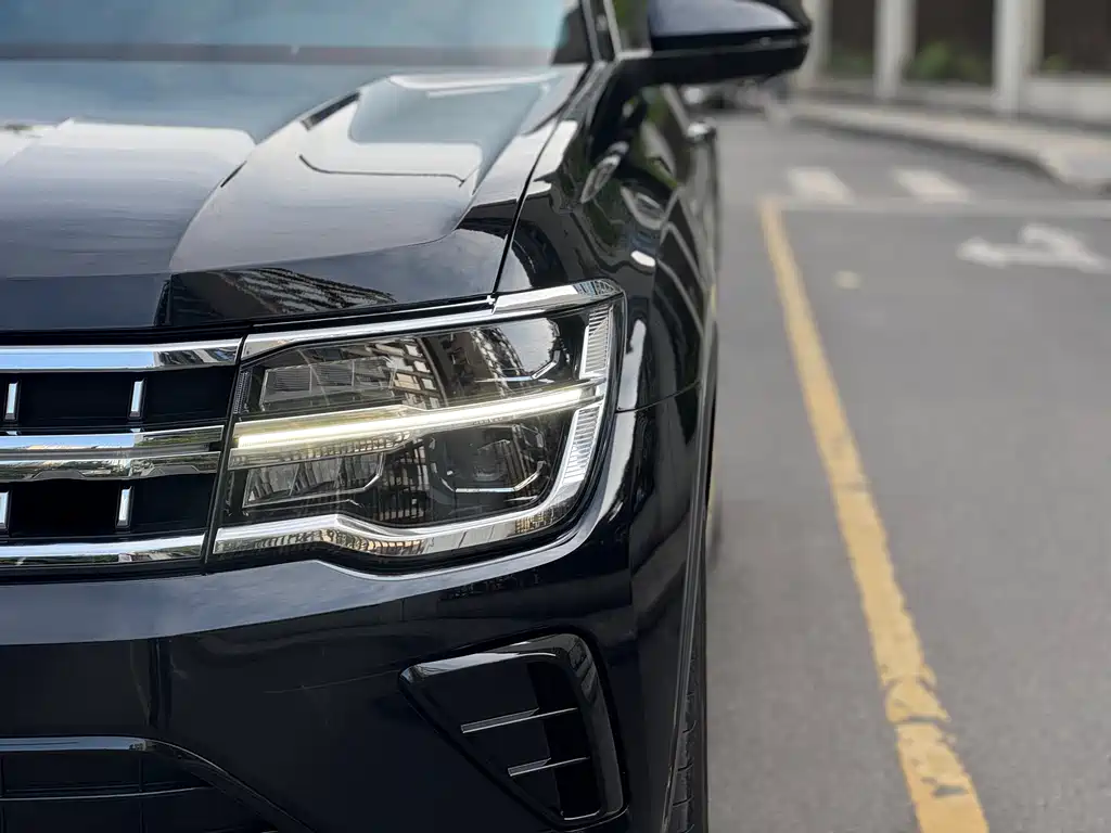 Tongyi 2024 Model 380TSI 4x4 Prestige Luxury Edition