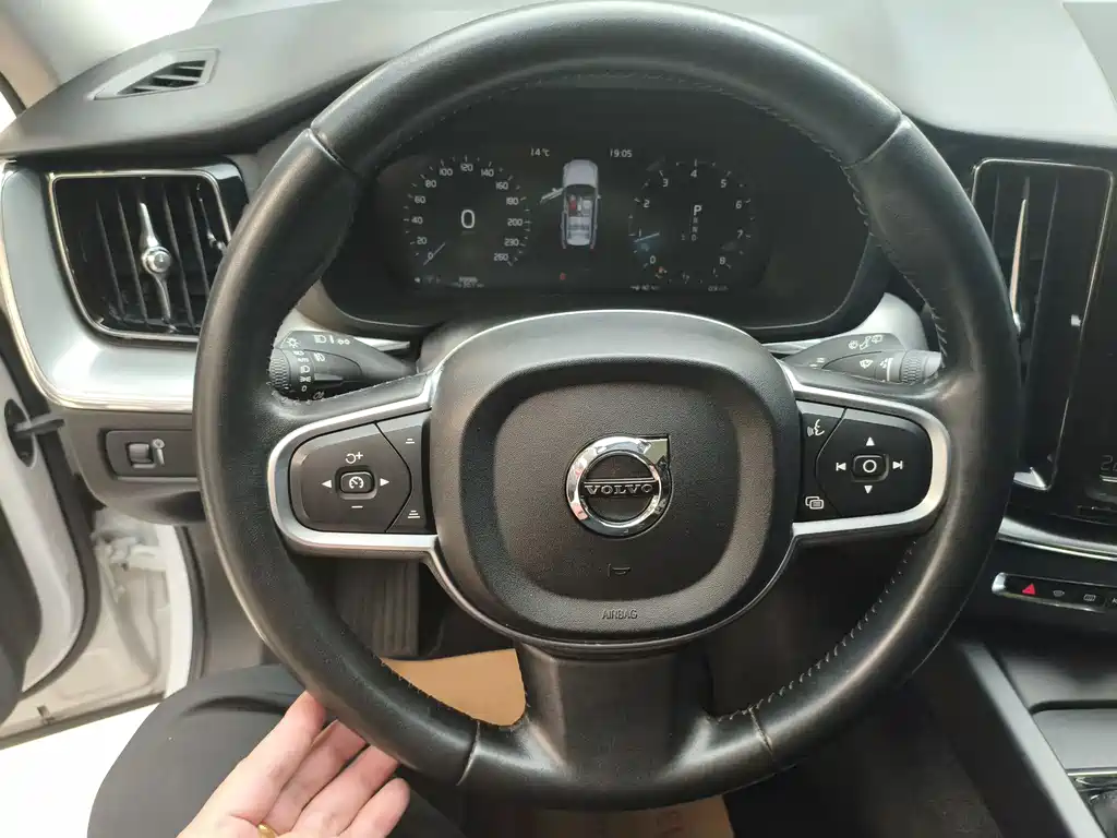 Volvo XC60 2019 T5 AWD Smart Vision Edition National V