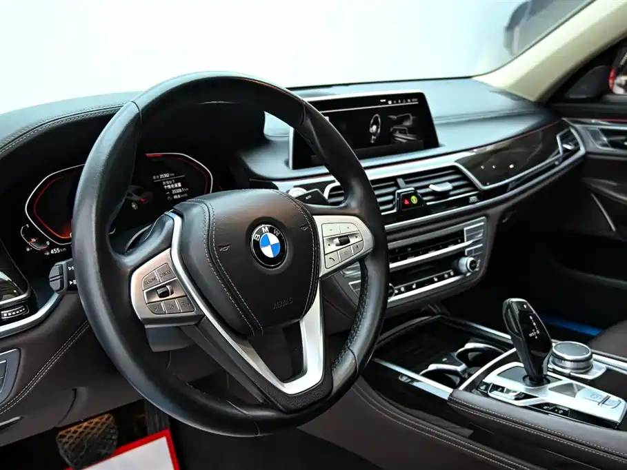 BMW 7 Series 2021 730Li Luxury Package