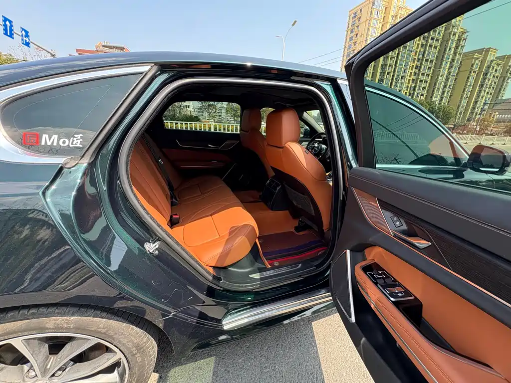 Jaguar XFL 2023 model XFL 2.0T P250 Two-Wheel Drive Elite Sports Edition