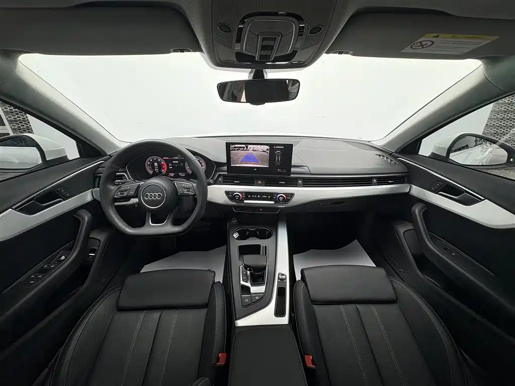 Audi A4L 2020 40 TFSI Luxury Dynamic Edition