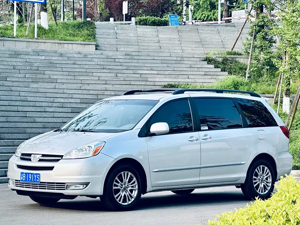 SIENNA 2005 3.3 XLE