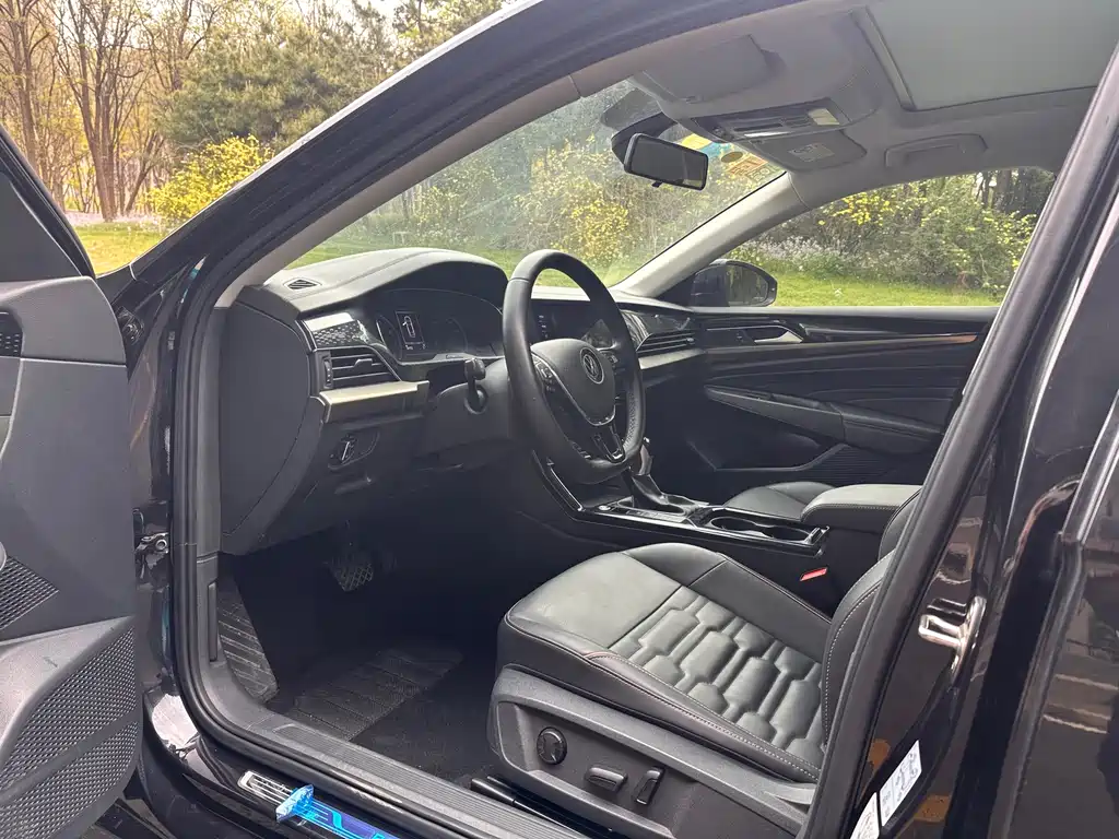 Passat 2021 330 TSI Luxury Edition
