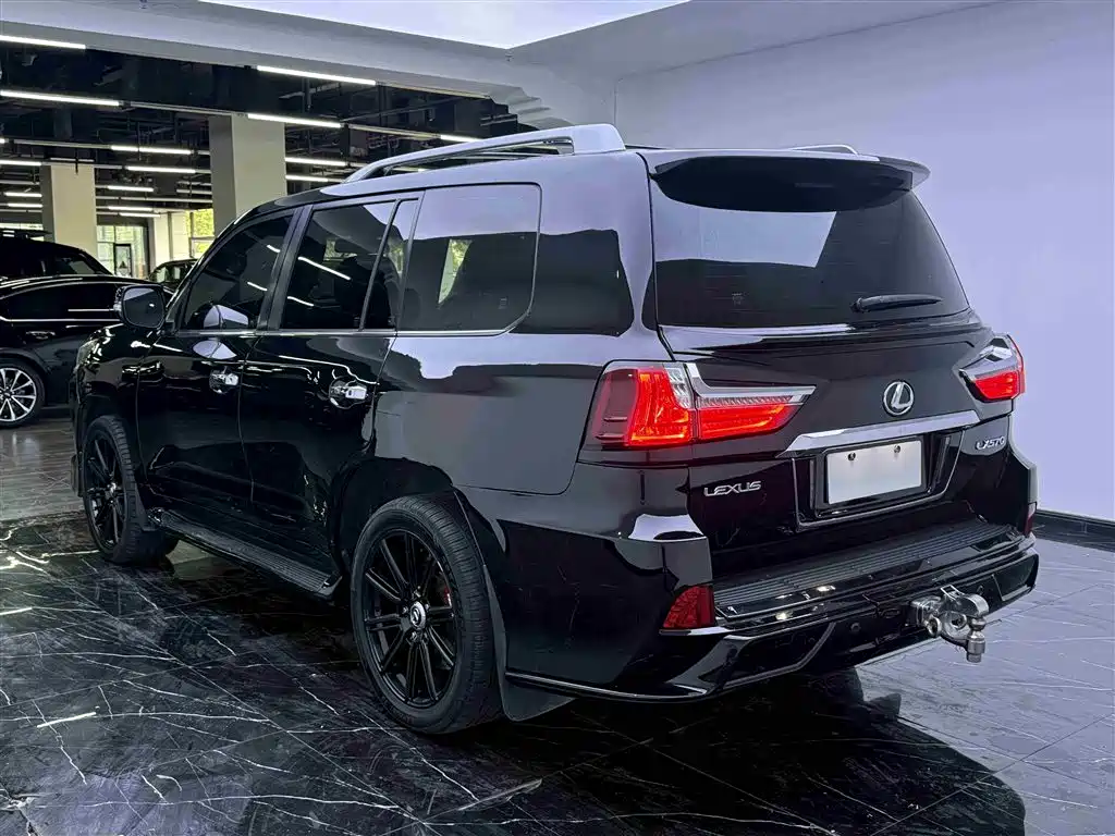 Lexus LX 2009 570