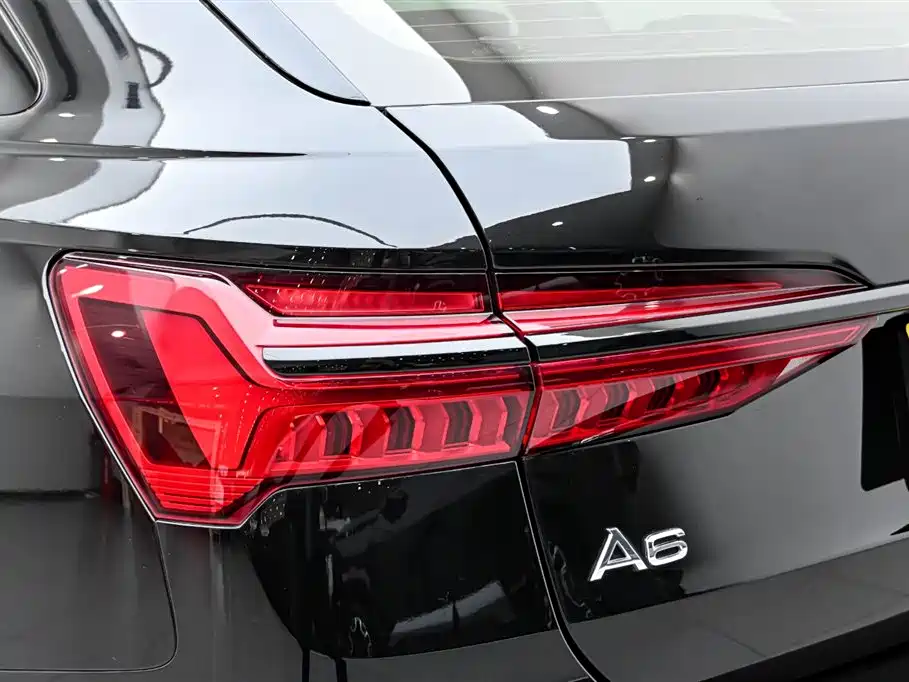 Audi A6 Import 2024 allroad quattro 55 TFSI Premium Off-road Edition