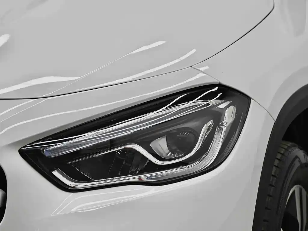 Mercedes-Benz GLA 2023 GLA 220