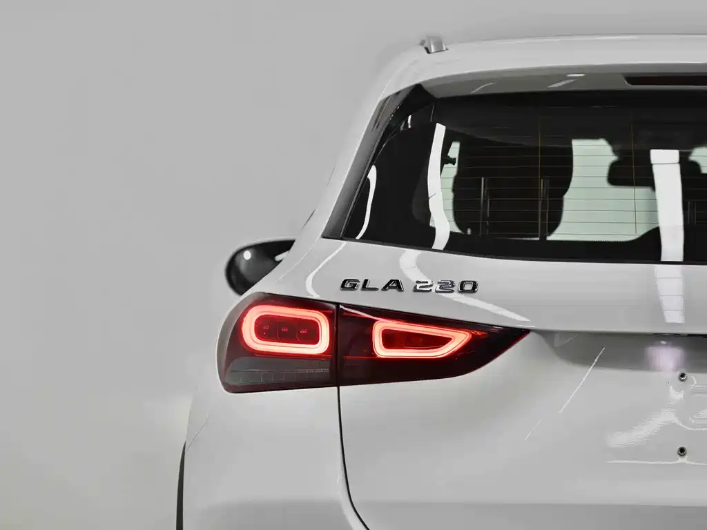 Mercedes-Benz GLA 2023 GLA 220