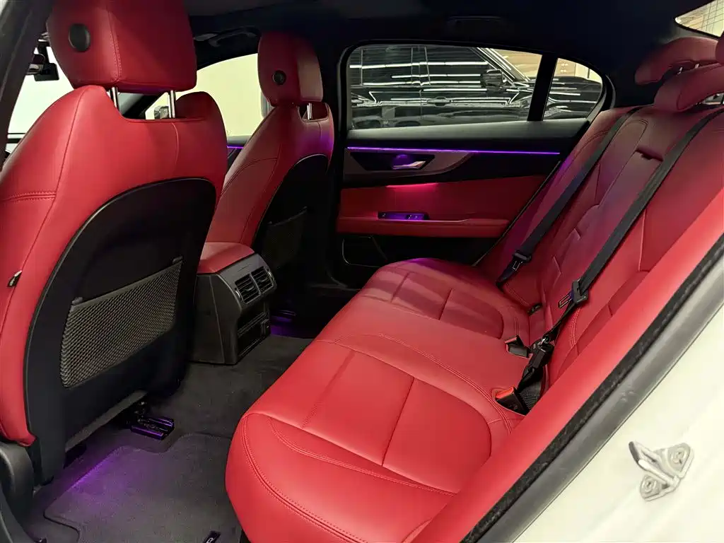 Jaguar XEL 2021 2.0T 250PS R-DYNAMIC S Progressive Sport Edition