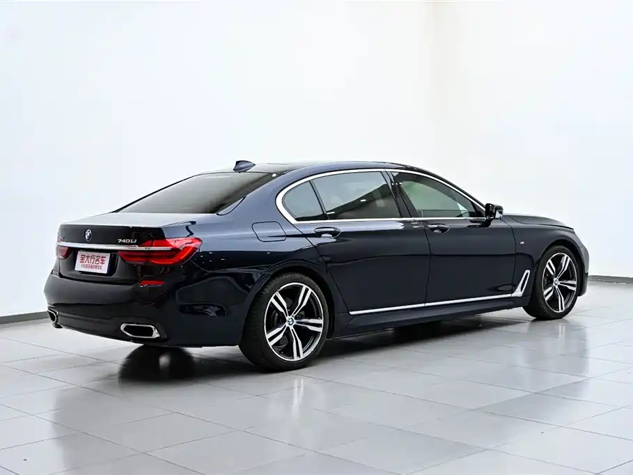 BMW 7 Series 2018 740Li xDrive Luxury Edition M Sport Package