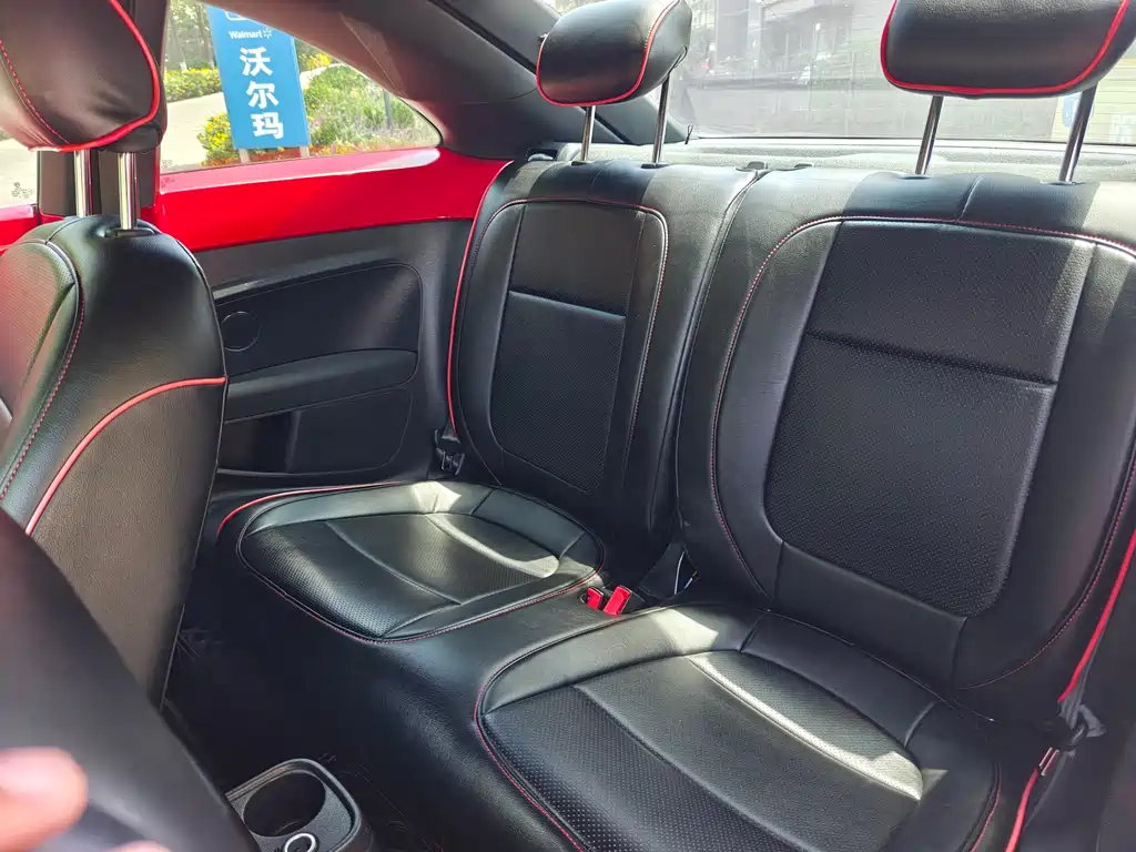 Volkswagen Beetle 2018 180TSI Yilè Edition