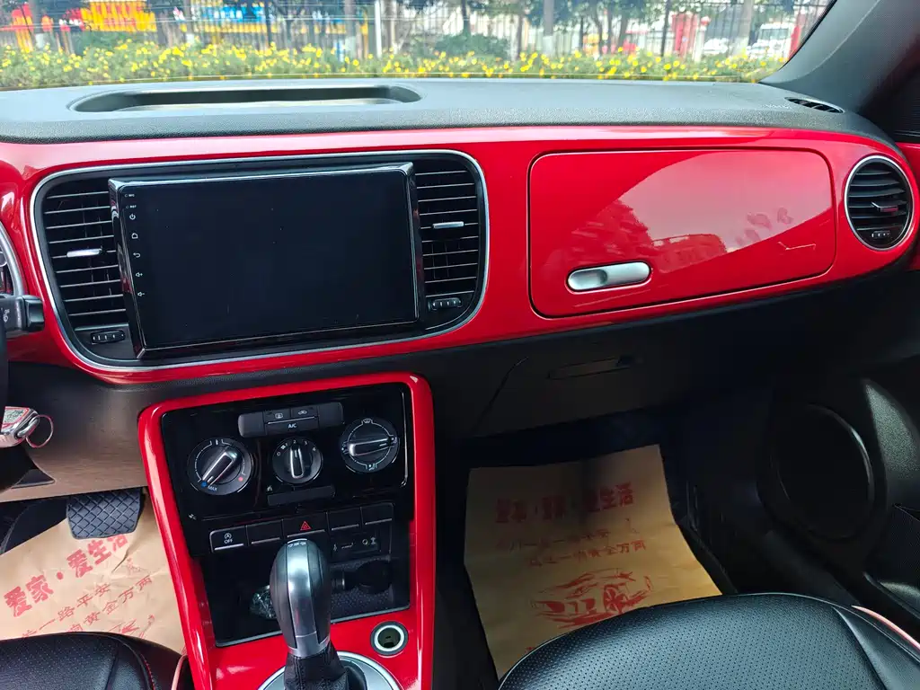Volkswagen Beetle 2018 180TSI Yilè Edition