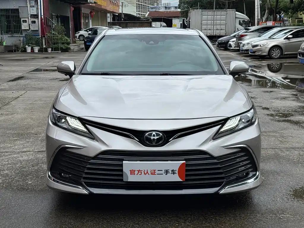 Camry 2021 2.0G Luxury Edition