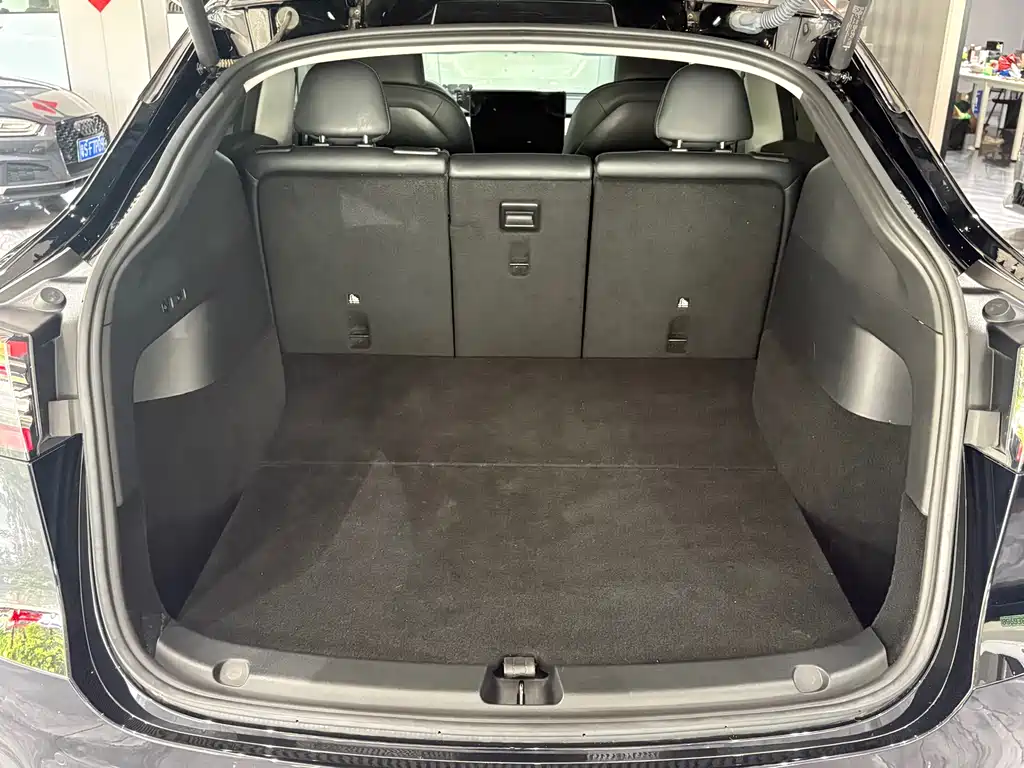 Model Y 2022 Rear-Wheel Drive Edition