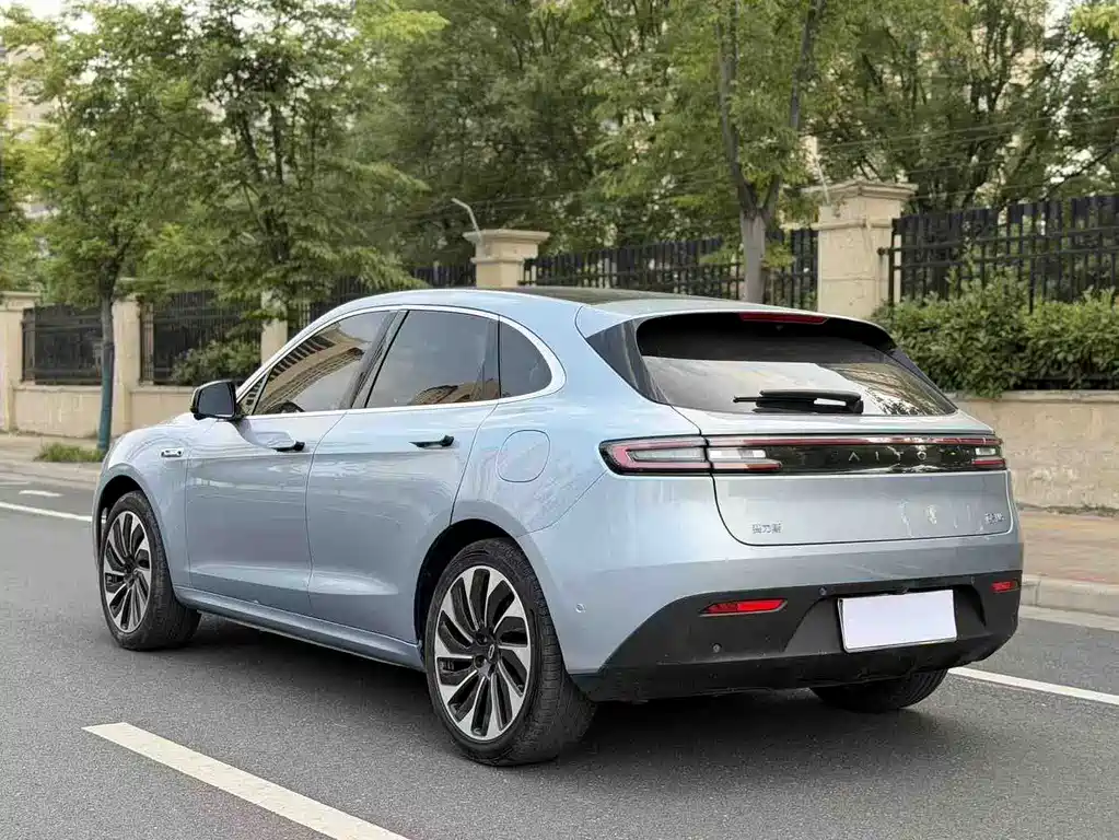 SUV M5 2023 Edition Range-Extended Quad Drive Smart Driving Version
