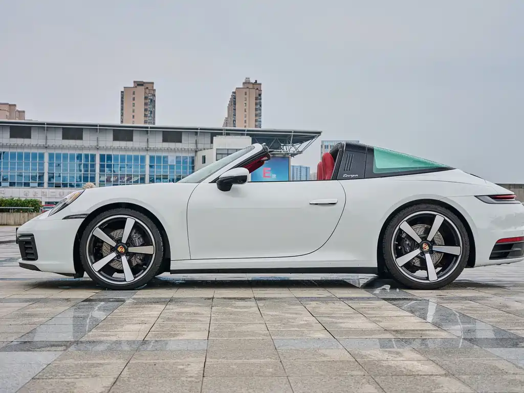 Porsche 911 Targa 4 3.0T 2023