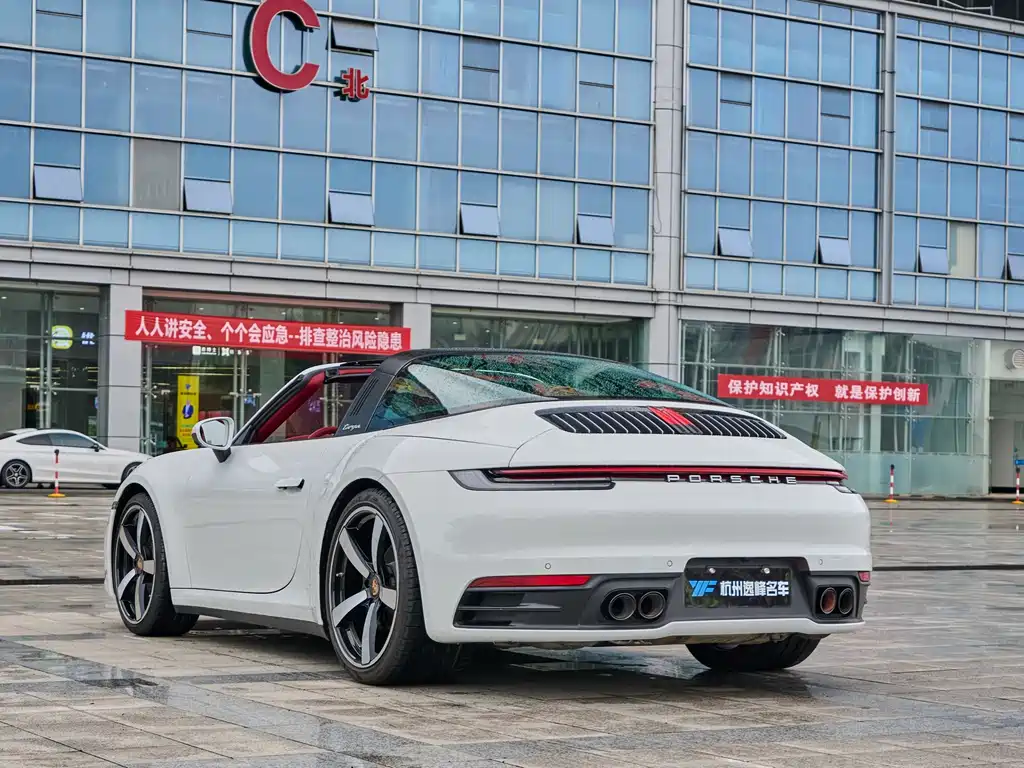 Porsche 911 Targa 4 3.0T 2023