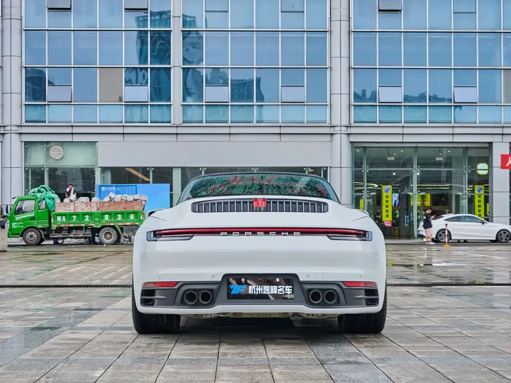 Porsche 911 Targa 4 3.0T 2023
