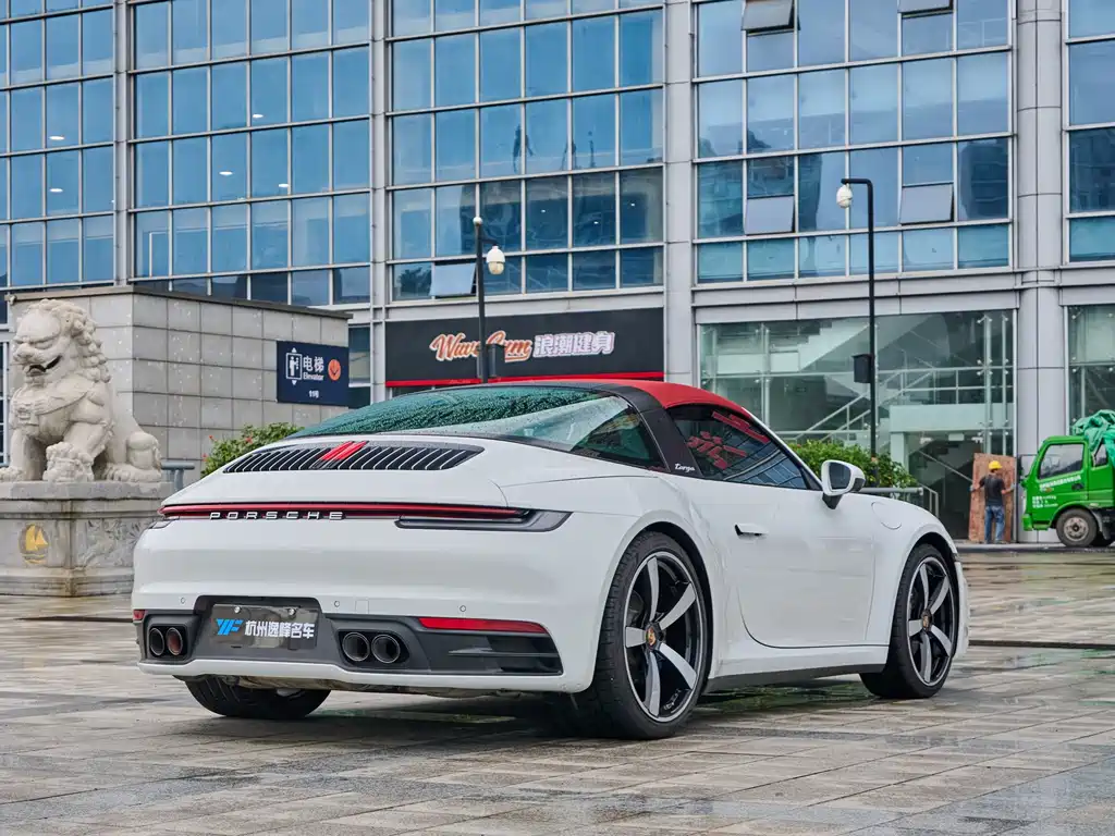 Porsche 911 Targa 4 3.0T 2023