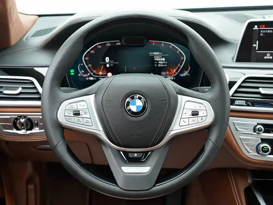 BMW 7 Series 2019 740Li xDrive Executive Luxury Package