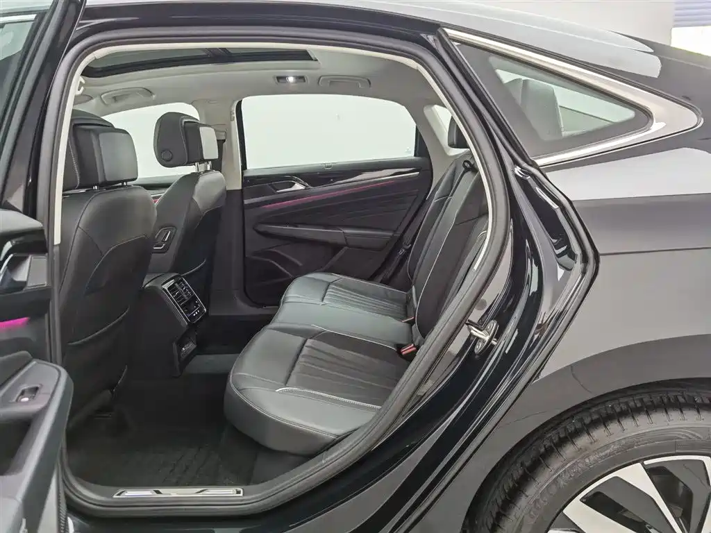 Passat 2024 380 TSI Luxury Edition