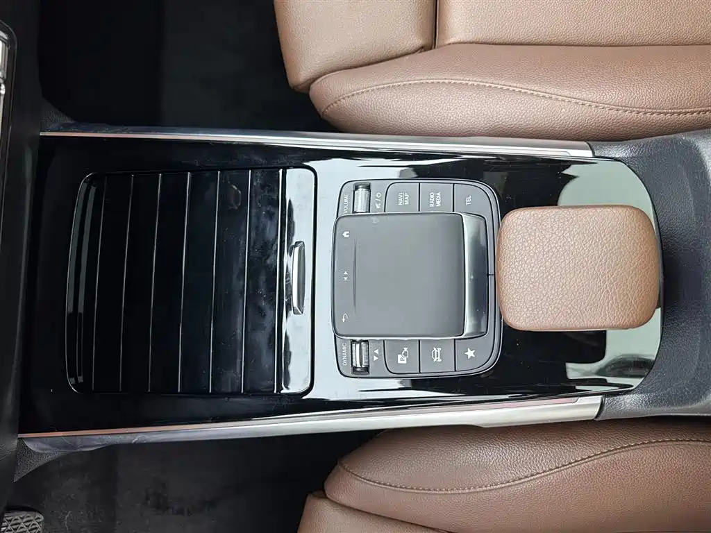 Mercedes-Benz GLB 2023 220 Trendline
