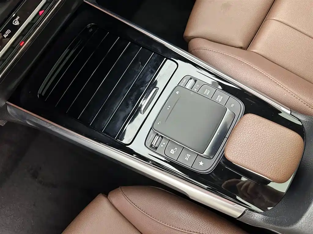 Mercedes-Benz GLB 2023 220 Trendline