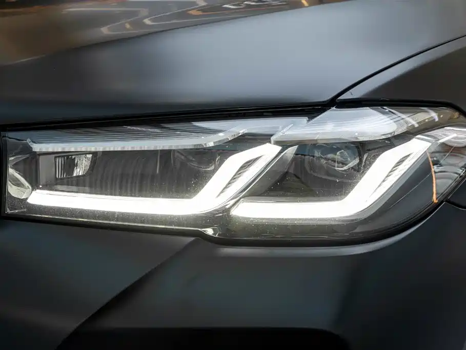 BMW 5 Series Import 2022 Model Facelift 540i Style Edition M Sport Package